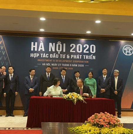 Lãnh đạo tập đoàn kí HĐ ghi nhớ hợp tác đầu tư trung tâm thương mại